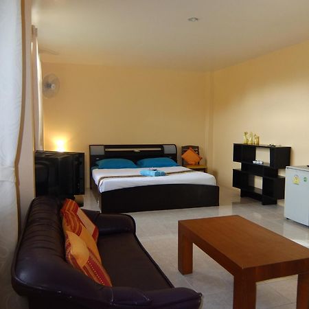 Similan Hotel Pantai Bang Tao Ruang foto