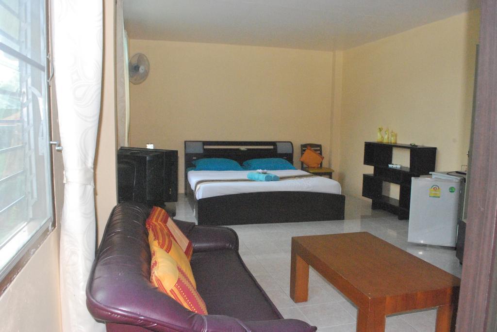 Similan Hotel Pantai Bang Tao Bagian luar foto