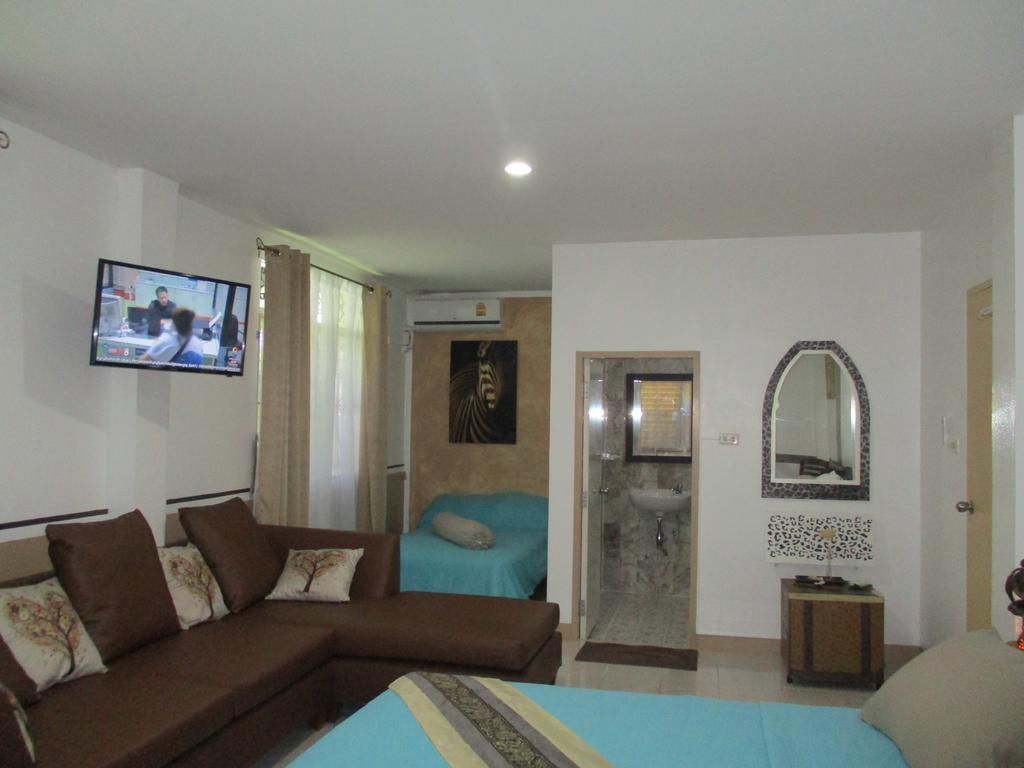 Similan Hotel Pantai Bang Tao Bagian luar foto